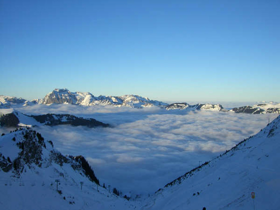 On_Top_Of_Chatel_2005_3_